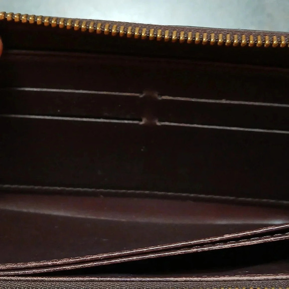 AUTHENTIC LOUIS VUITTON RED WINE COLORED WALLET lllq - Picture 15 of 16